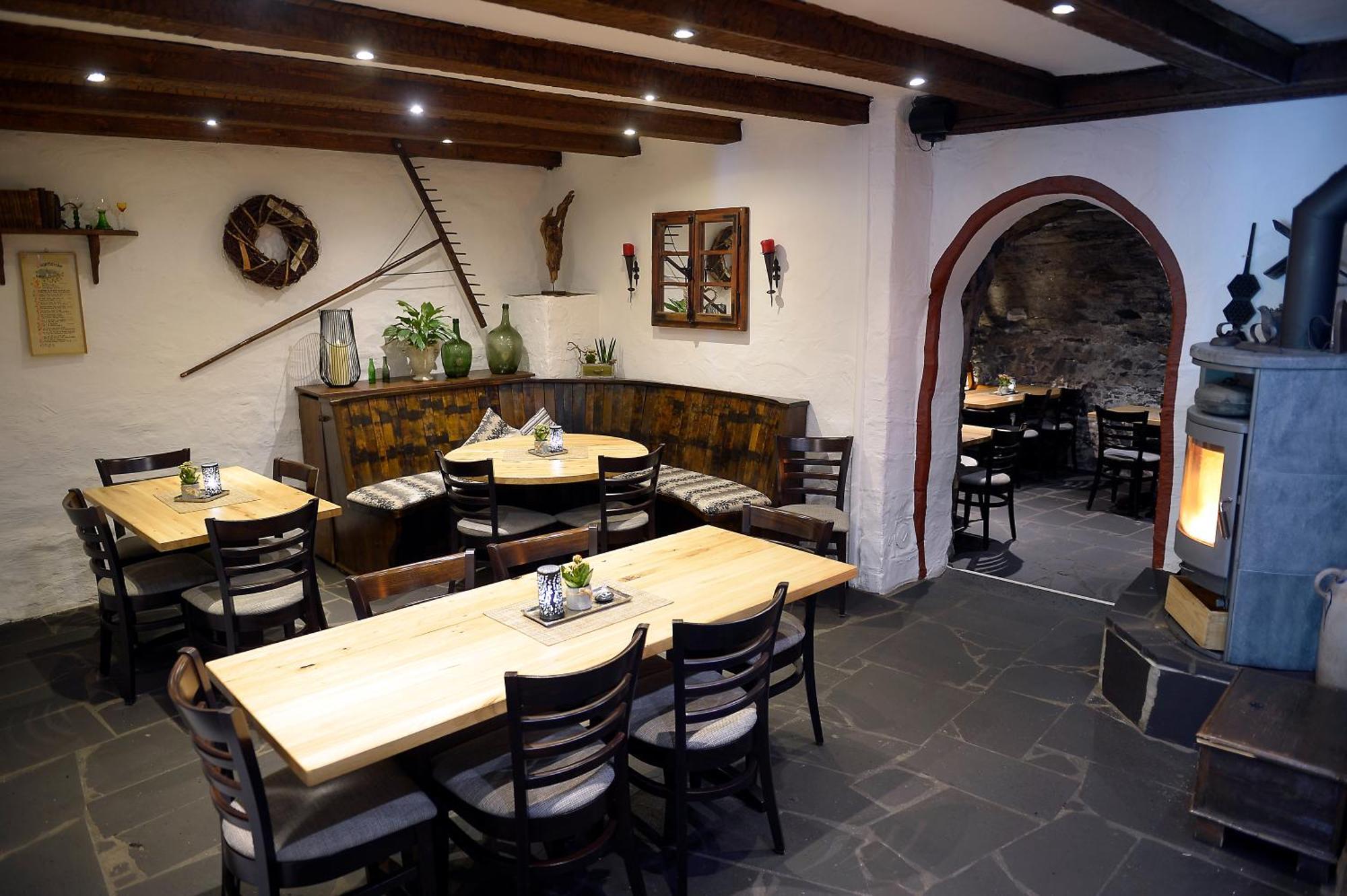 Wein- Und Gaestehaus M. Bai 梅塞尼希 外观 照片